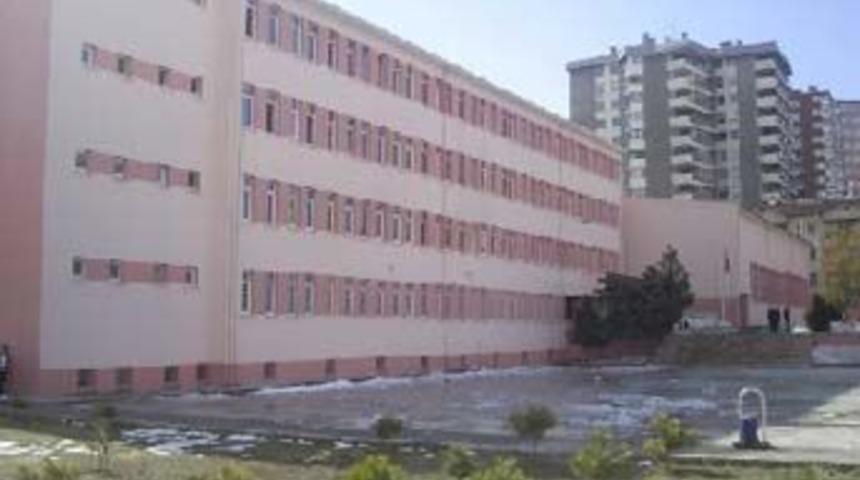 Lisede akıllara durgunluk veren olay