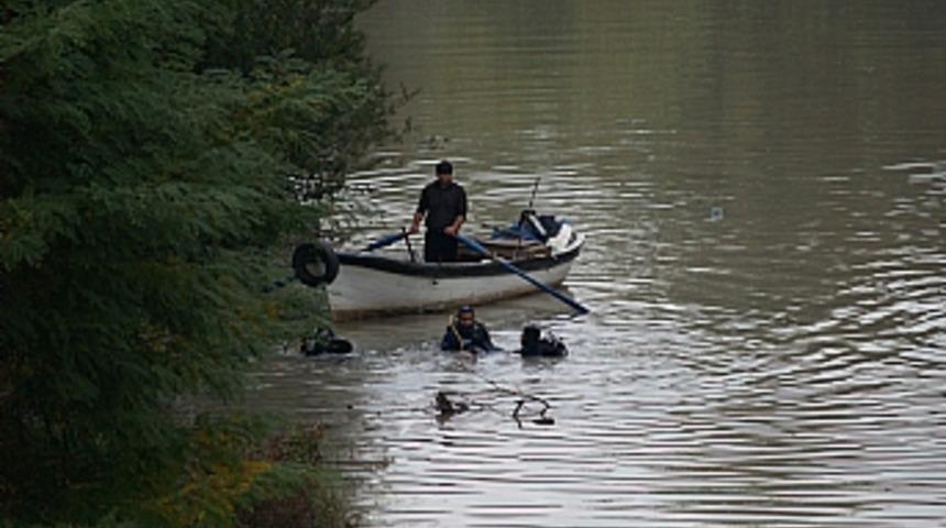 "Bunalımdayım" diyerek ırmağa atlayıp intihar etti