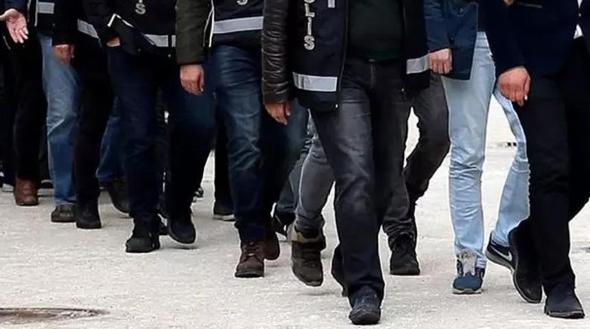 Bağcılar'da PKK sloganları! Skandal gösteri sonrası ekipler operasyonun düğmesine bastı