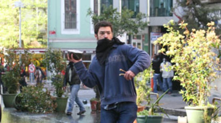 Sıraselviler'deki gerginlik s&uuml;r&uuml;yor