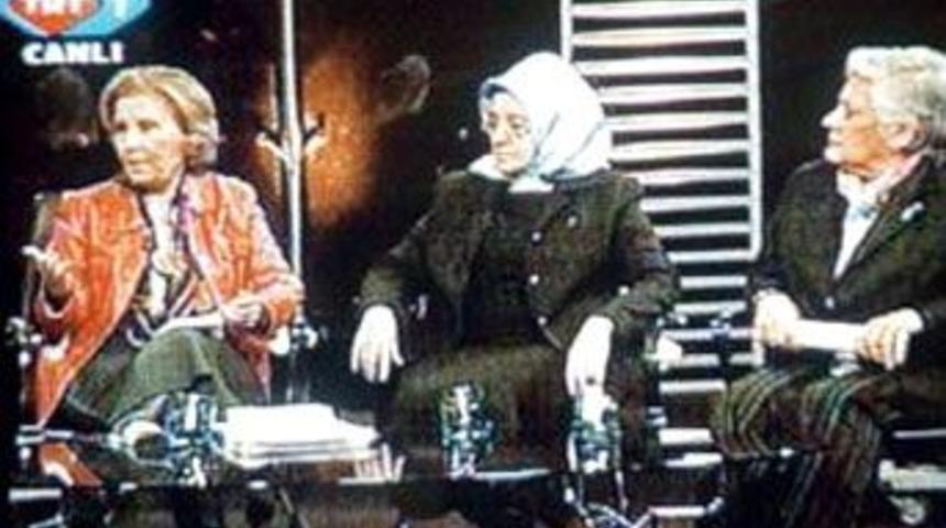 T&uuml;rban kamusal alana girdi!