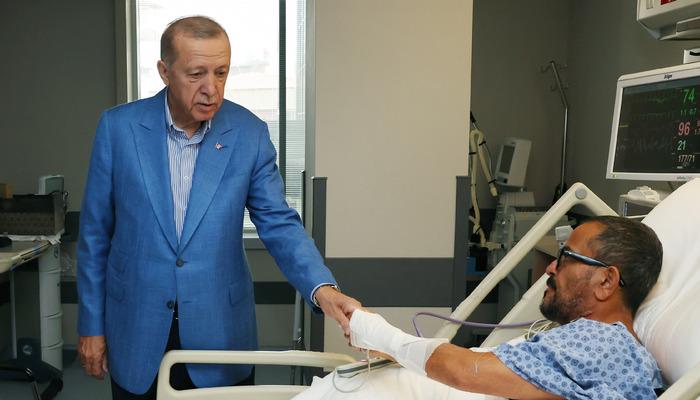 Cumhurbaşkanı Erdoğan’dan Ali Sabancı ve Vuslat Sabancı çiftine hastanede ziyaret
