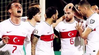 Milli futbolcu Orkun Kökçü'ye Hollanda'da büyük gurur! Yılın futbolcusu adayları arasında gösterildi