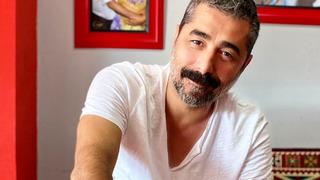Ahmet Tatlıses, babasına rakip oldu!
