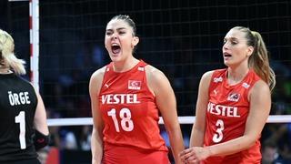 CANLI | Haydi kızlar! Filenin Sultanları 2023 CEV Avrupa Şampiyonası finalinde Sırbistan ile karşılaşıyor