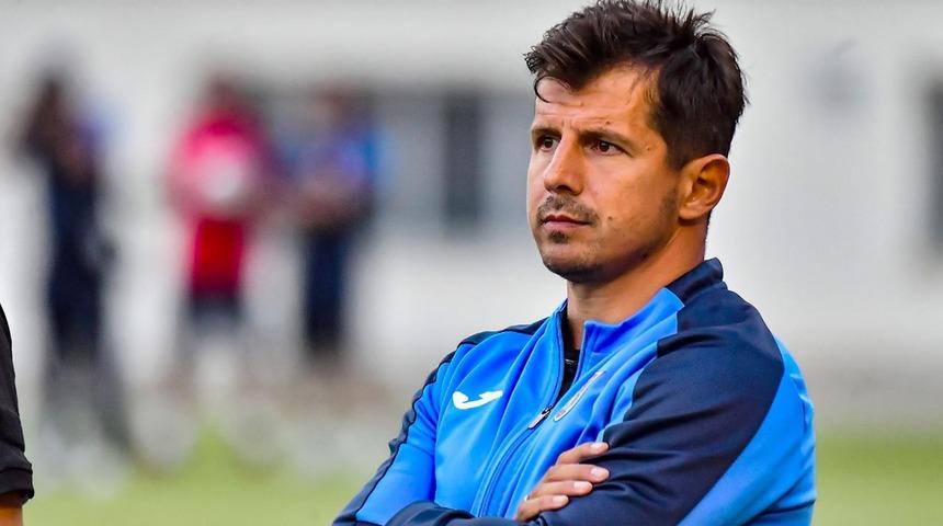 SON DAKİKA: Süper Lig'de oynadığı 3 maçta da mağlup olup gol dahi atamamışlardı! Başakşehir, Emre Belözoğlu ile yollarını ayırdığını açıkladı