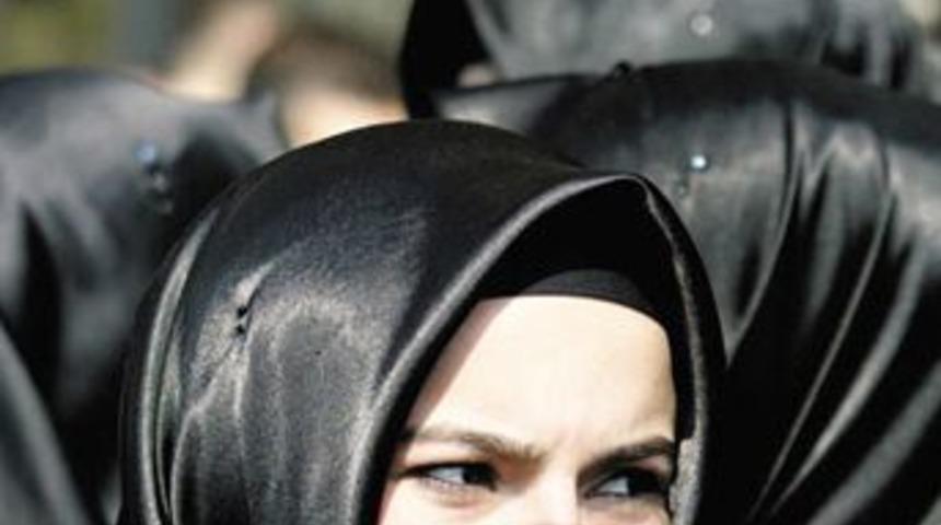 Çok çarpıcı türban araştırması