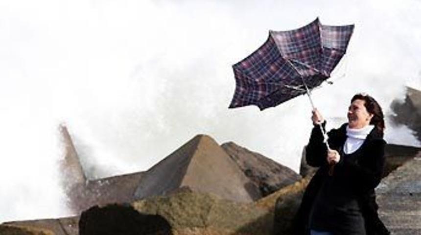 İstanbul'da şiddetli lodos