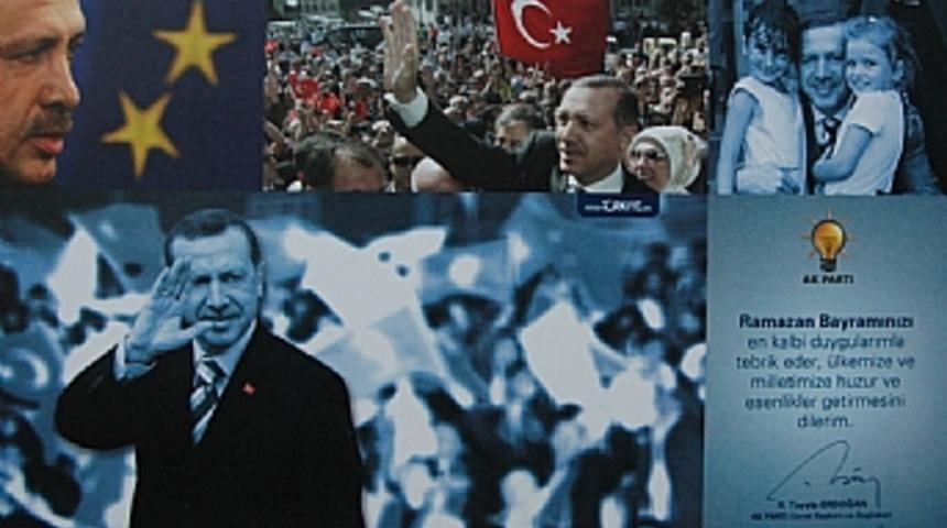 Erdoğan, k&uuml;sl&uuml;ğe bayram kartıyla son verdi