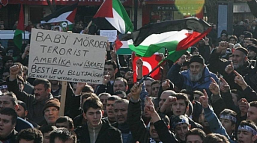 5 bin kişi filistin'e destek i&ccedil;in y&uuml;r&uuml;d&uuml;