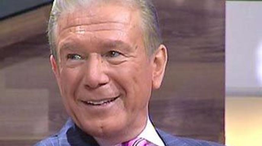 Bir tek ak sakallı dede eksik!