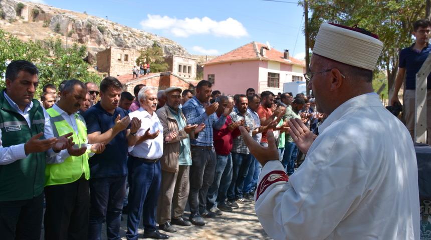 Aksaray'daki selde hayatını kaybeden Gülseren En'in cenazesi, toprağa verildi