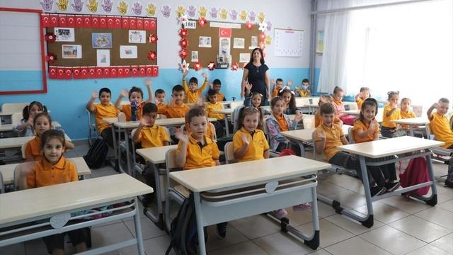 Muğla’da 30 bin öğrenci için ilk ders zili çaldı