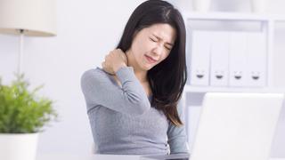 Şiddetli omuz ağrısı neden olur? Omuz ağrısı evde nasıl tedavi edilir?