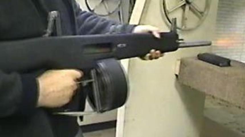 Av tüfeği ile katliam: 6 ölü