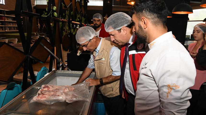 Ankara'daki o kafe ve restoranlarda hijyen koşulları hiçe sayıldı! Kullanma tarihi geçmiş ürünler kullanan işletmelere ceza yağdı