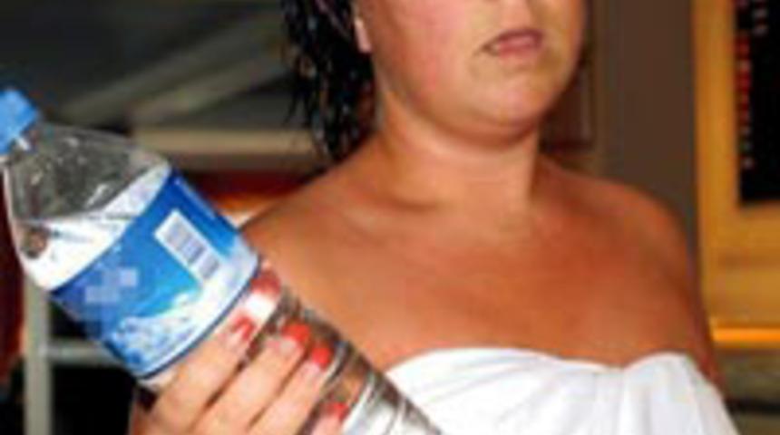 4 yıldızlı otelde pet şişeli turizm