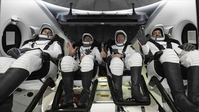 NASA ve SpaceX'in Crew-6 görevi tamamlandı: 4 astronot, Dünya'ya döndü!