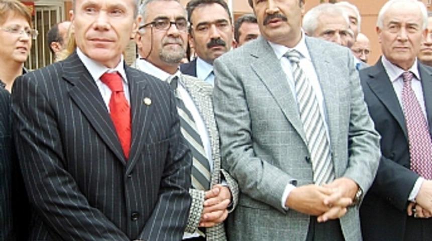 CHP'lilerden Baran Tursun davasına destek