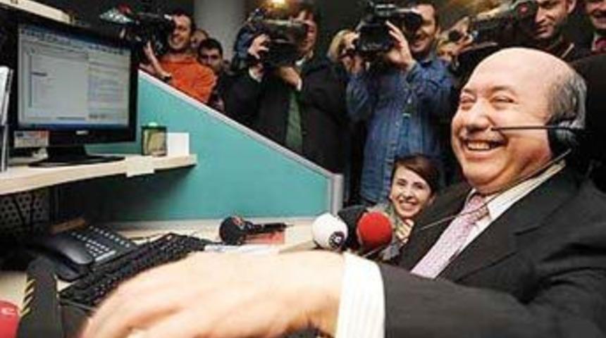 "Alo maliye ben Kemal Unakıtan"