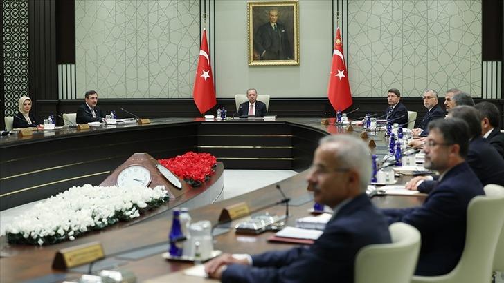 Kabine, Cumhurbaşkanı Erdoğan başkanlığında toplanıyor! Seçim beyannamesindeydi, masada olacak: Gençlere vergisiz telefon 