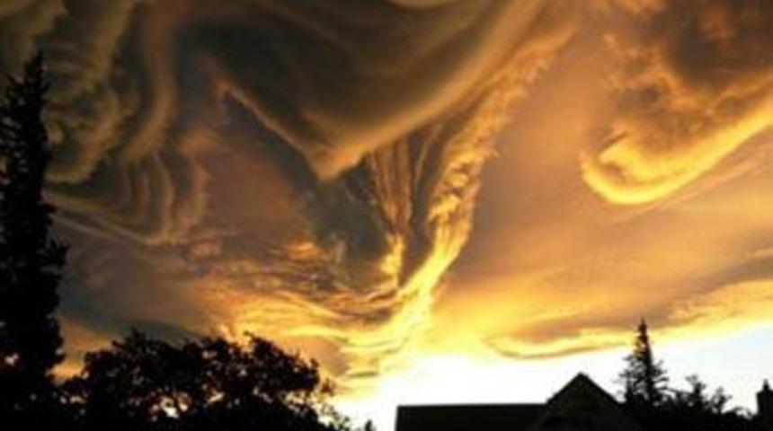 G&ouml;ky&uuml;z&uuml;nde korkutan g&ouml;r&uuml;nt&uuml;