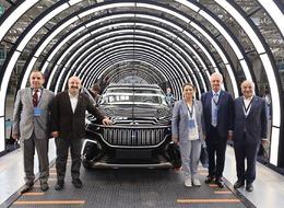 Togg Gemlik Tesisi’nde bir ilk! CHP’li vekiller üretim bandını bizzat inceledi… Dikkat çeken sözler: 156 binlik filo talebi…