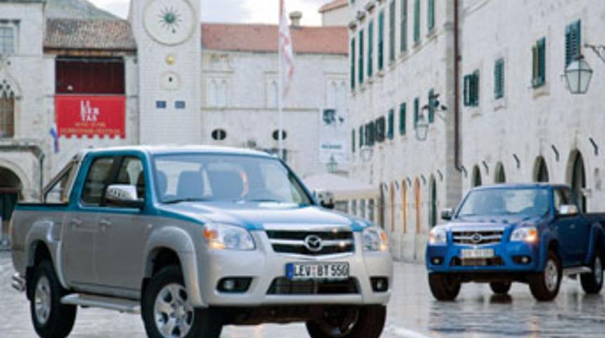 Mazda BT-50 yenilendi