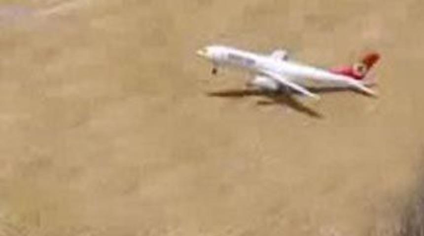 THY u&ccedil;ağı b&ouml;yle d&uuml;şt&uuml;