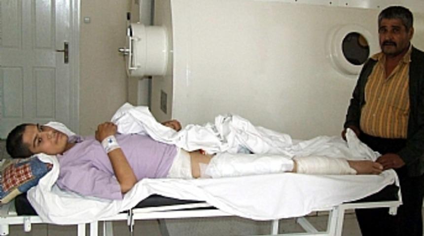 Kaza sonrası fel&ccedil; olan gencin acı durumu