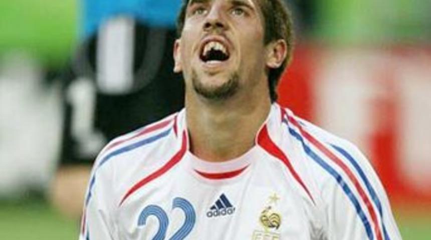 Ribery'ye sahtekarlık su&ccedil;laması