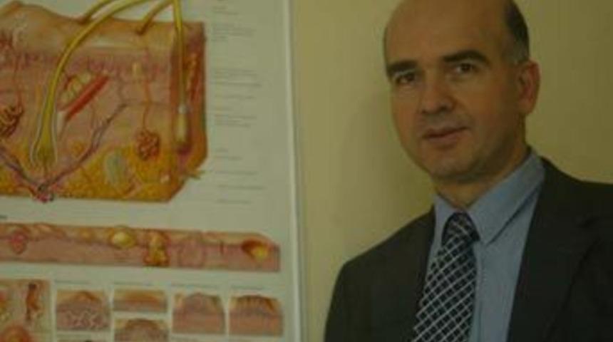 Gen&ccedil; erkeklerin kabusu: "Meme b&uuml;y&uuml;mesi"