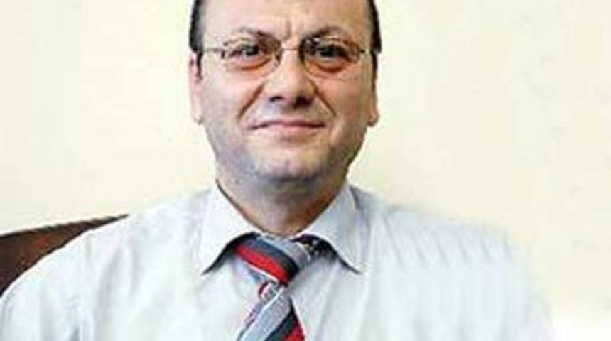 Profes&ouml;re "ıslık" soruşturması