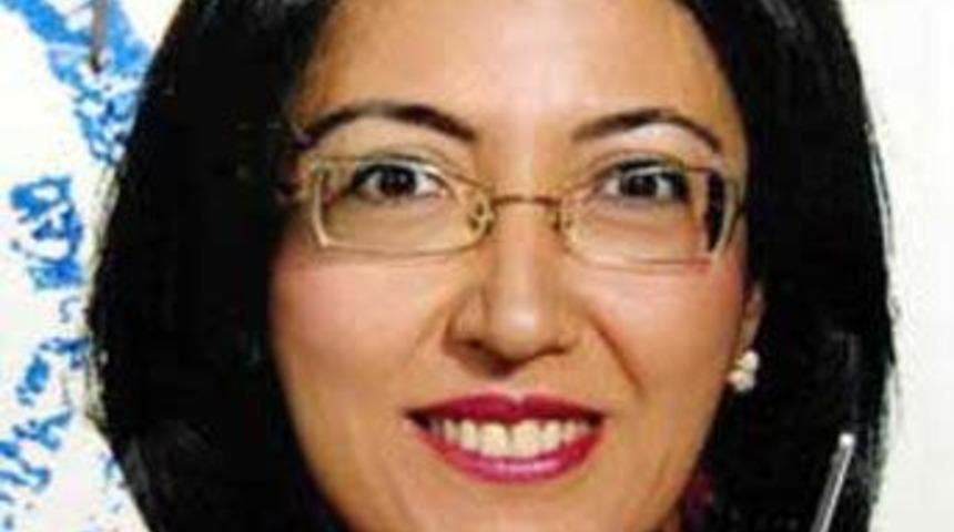 Profes&ouml;r&uuml;n esrarengiz &ouml;l&uuml;m&uuml;