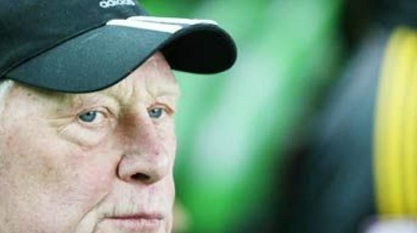 Yine Feldkamp, yine skandal!