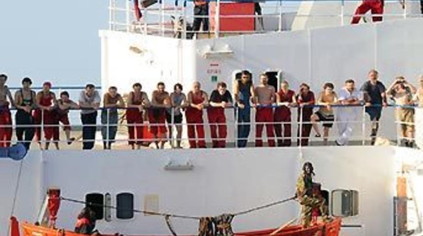 Ka&ccedil;ırılan geminin m&uuml;rettebatı:"Perişanız"