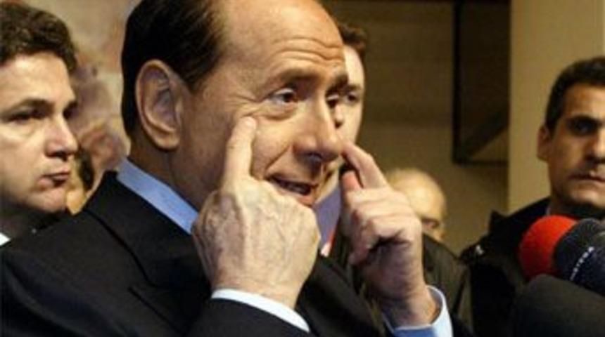 Belusconi'den b&uuml;y&uuml;k gaf