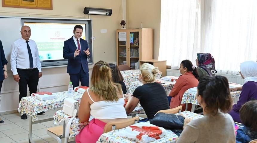 Muğla İl Milli Eğitim Müdürü Çay, Akçaova İlkokulu’ndaki uyum programına katıldı