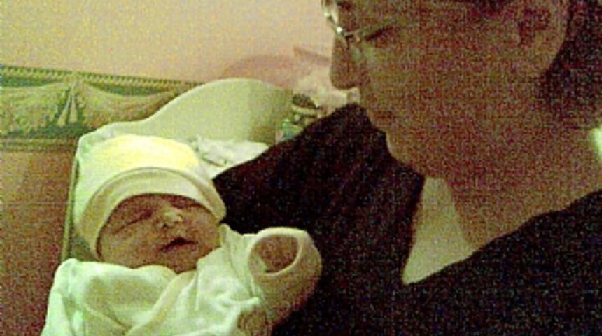 18 g&uuml;nl&uuml;k bebeği ihmal mi &ouml;ld&uuml;rd&uuml;?