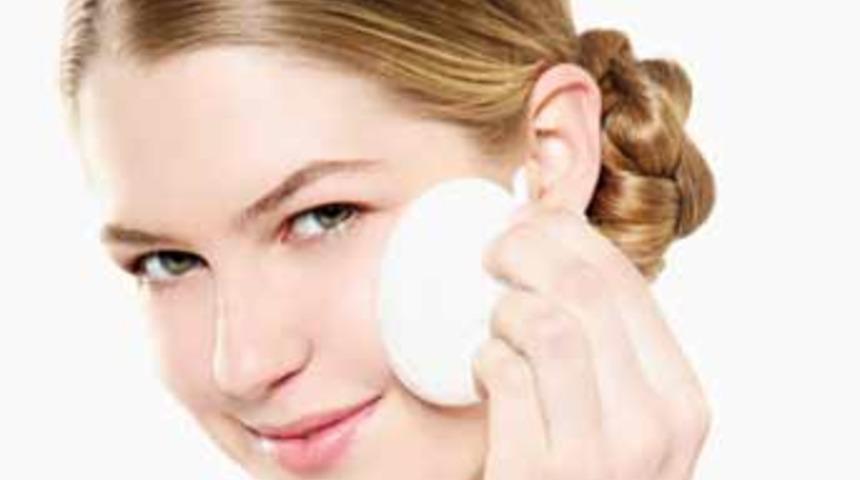 Sağlıklı cilt i&ccedil;in neler gerekir?