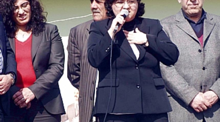 Ayna, provokasyon s&ouml;ylemlerini eleştirdi