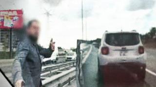 Trafikte korku dolu anlar! Psikiyatrist yaşadığı dehşeti anlattı: 'Ölmemizi istedi!'