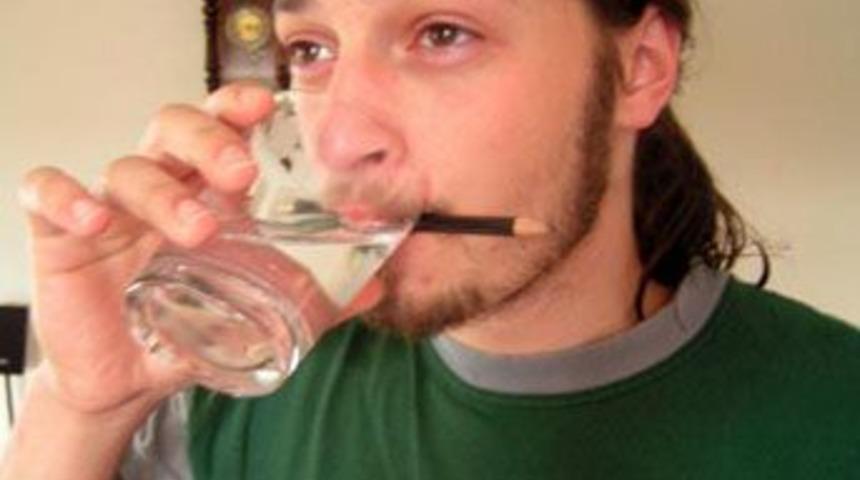 Hi&ccedil; durmadan hı&ccedil;kırıyor!