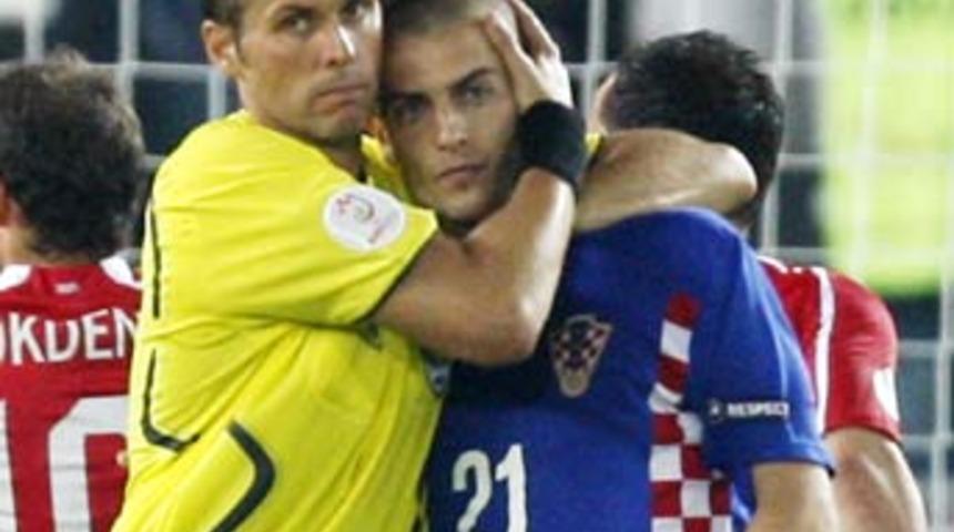 Teselli hakemden geldi