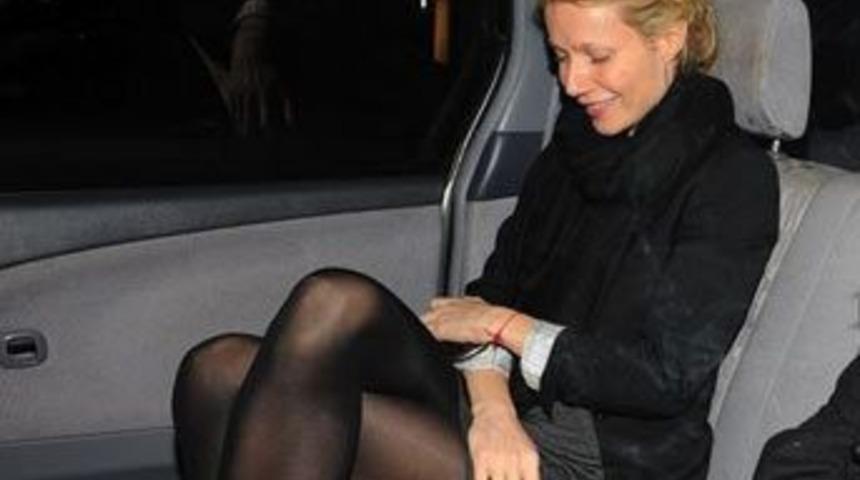 Makyajsız haliyle şaşırttı!