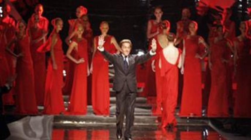 Valentino'dan b&uuml;y&uuml;leyici veda