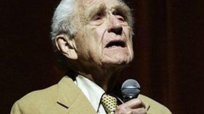 Amerikalı akt&ouml;r James Whitmore &ouml;ld&uuml;