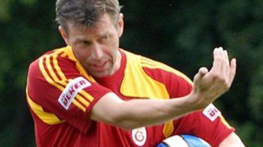 Skibbe'ye şantaj!