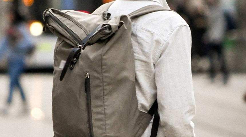 Yapay zekanın olmadığı masa kalmıyor: Şimdi de ünlü bir şirket, yapay zekalı sırt çantasının patentini aldı!