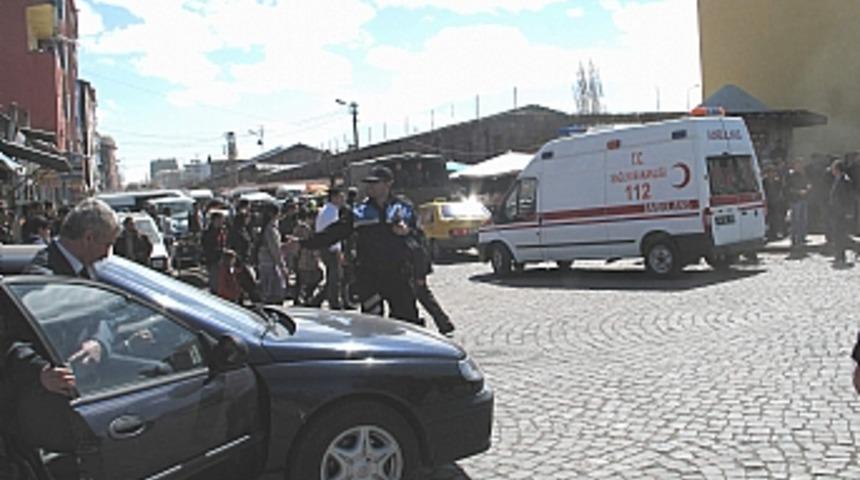 Kars'ta se&ccedil;im kavgası cinayetle noktalandı 